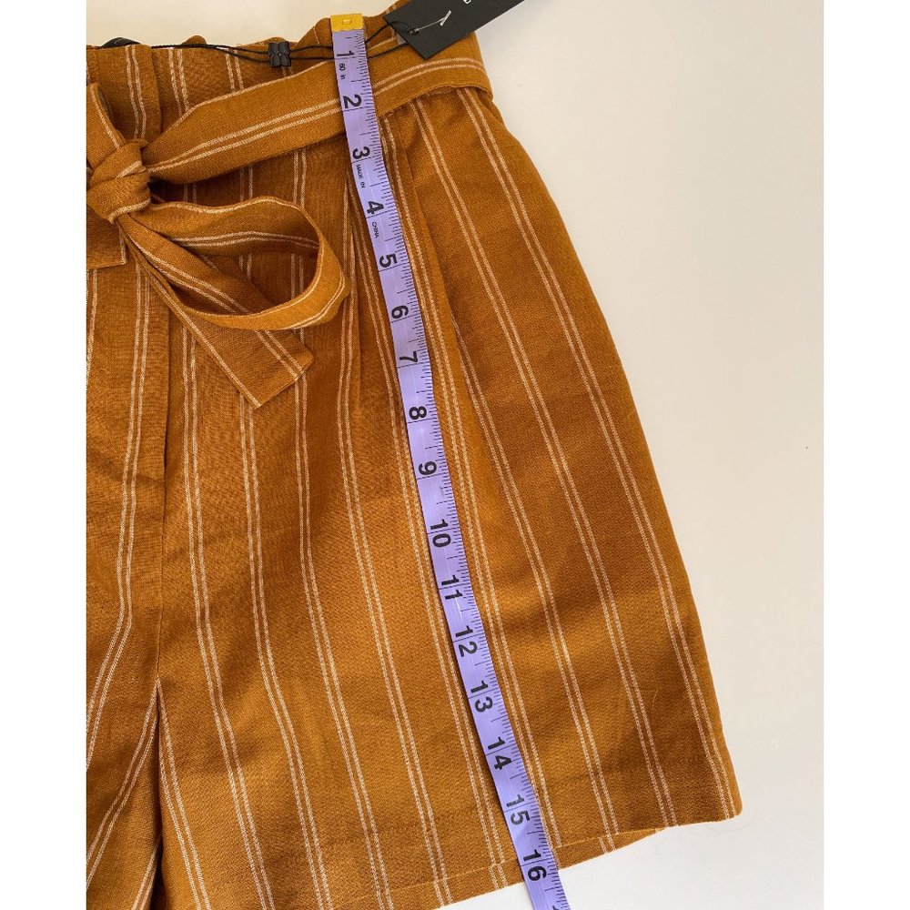 BCBG Linen High-Waisted Shorts - Picture 10 of 15